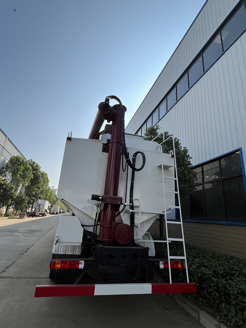 ���ǰ�ĺ���320��40�����R��ɢ�b����\(y��n)ݔ܇(ch��)